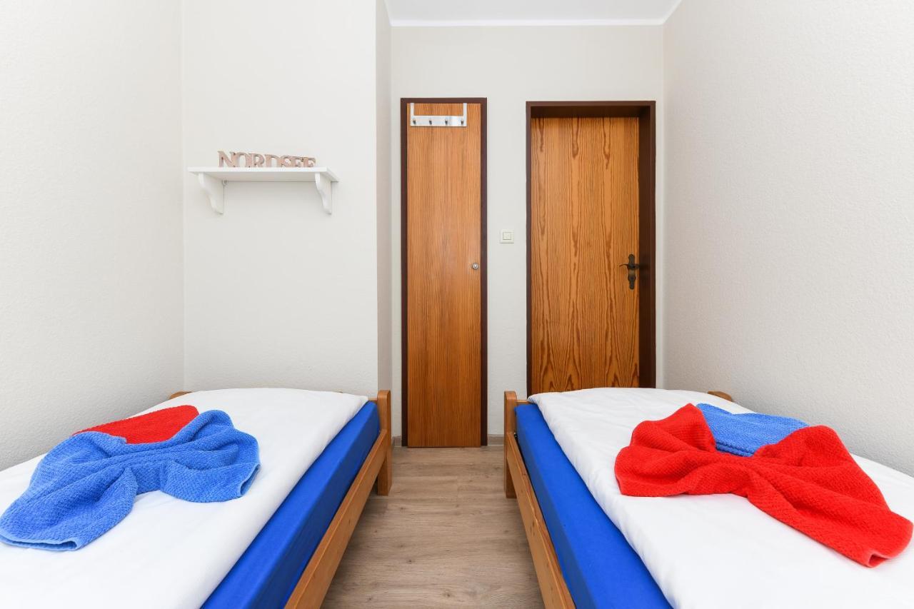 Ferienwohnung Langeoog Inselhaus Am Deich Neuharlingersiel Exteriör bild